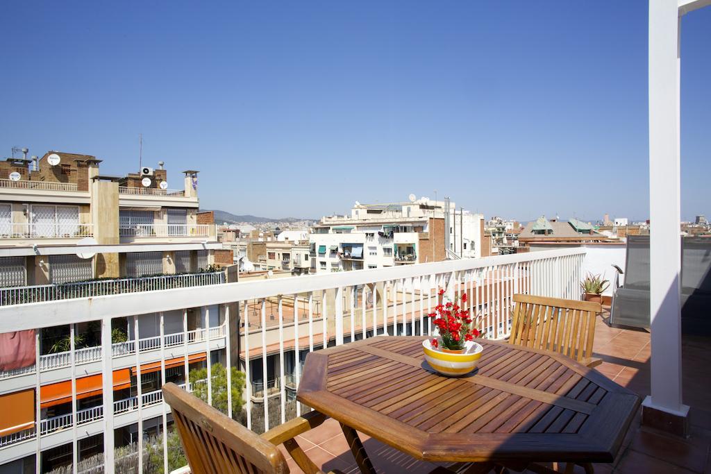 Attic Bcn Central Terrace Barcelona Habitación foto
